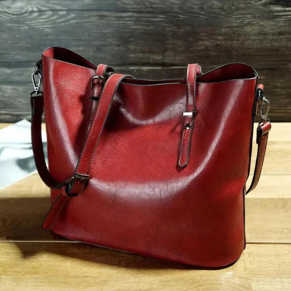 Nicole’s Favoritin | Vintage Schulter Tasche Grace Bag